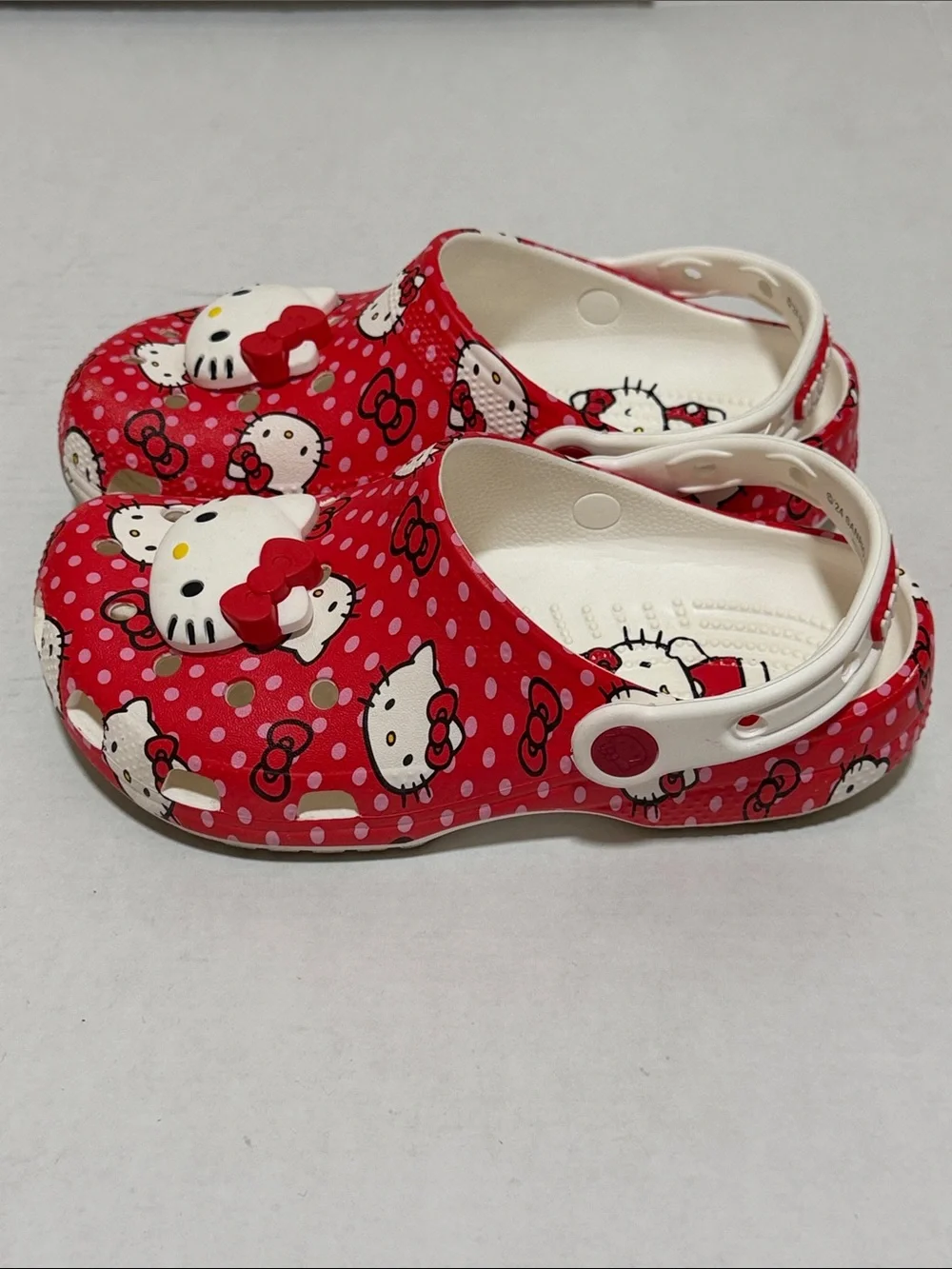 Crocs X Sanrio Hello Kitty & Friends Classic Clogs - Kids/Junior Size 3